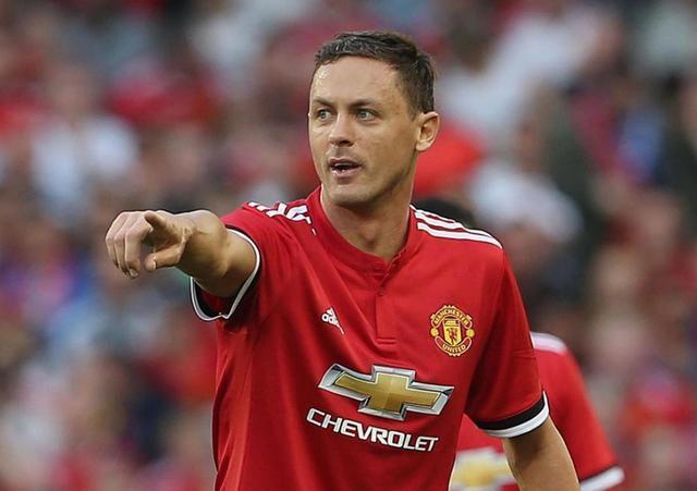 虎視眈眈 虎視眈眈